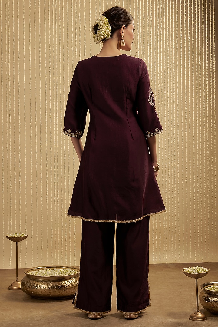 Wine Silk Chanderi Embroidered Kurta Set by Mehak Murpana at Pernia's Pop Up Shop
