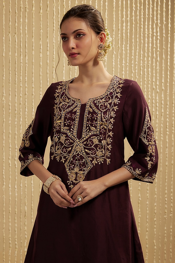 Wine Silk Chanderi Embroidered Kurta Set by Mehak Murpana at Pernia's Pop Up Shop