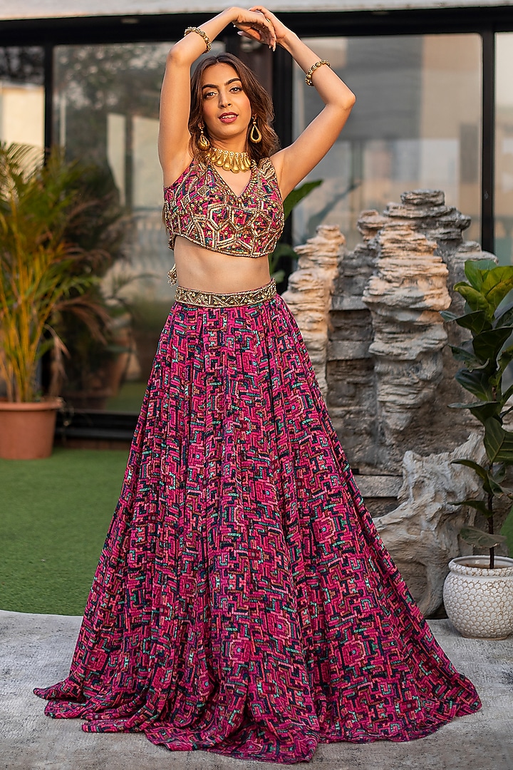 Pink Crepe Printed Wedding Lehenga Set by Mehak Murpana at Pernia's Pop Up Shop