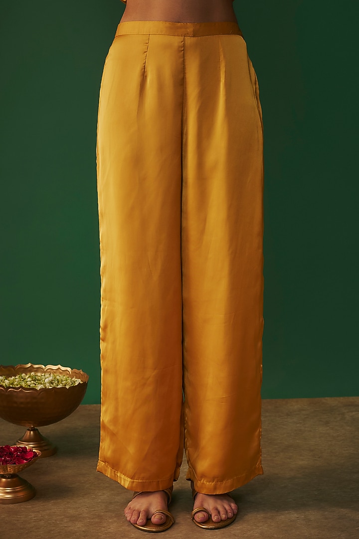 Yellow Milano Satin Gold Mukaish Embroidered Kurta Set by Mehak Murpana at Pernia's Pop Up Shop