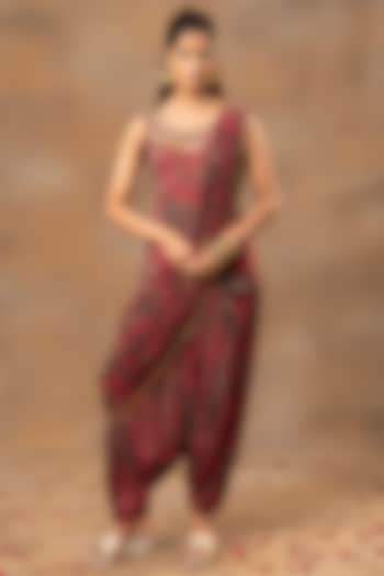 Pink Crepe Printed Dhoti Set by Mehak Murpana at Pernia's Pop Up Shop