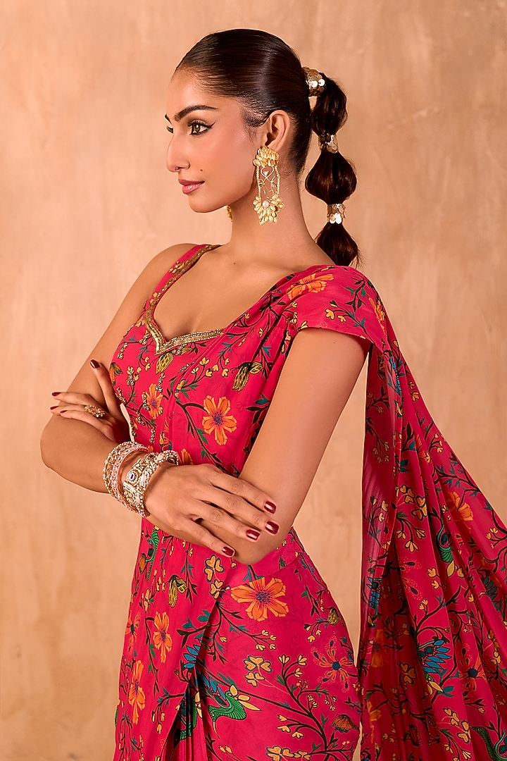 Pink Crepe Floral Printed Pre-Draped Party Wear Saree Set by Mehak Murpana at Pernia's Pop Up Shop