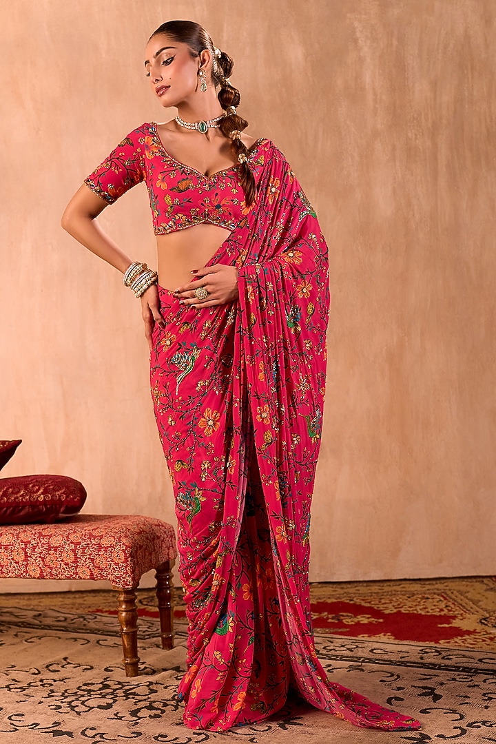 Pink Crepe Floral Printed Pre-Draped Wedding Saree Set by Mehak Murpana at Pernia's Pop Up Shop
