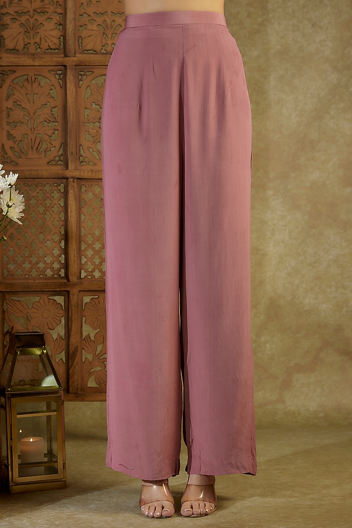 Rose Pink Crepe Embroidered Asymmetrical Kurta Set by Mehak Murpana at Pernia's Pop Up Shop