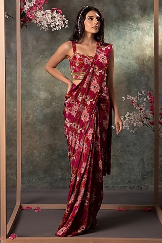 Pink Crepe Floral Printed & Gold Embroidered Pre-Draped Saree Set by Mehak Murpana