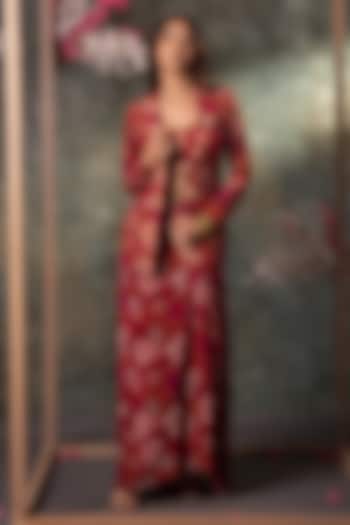 Pink Crepe Floral Printed Draped Skirt Set by Mehak Murpana at Pernia's Pop Up Shop