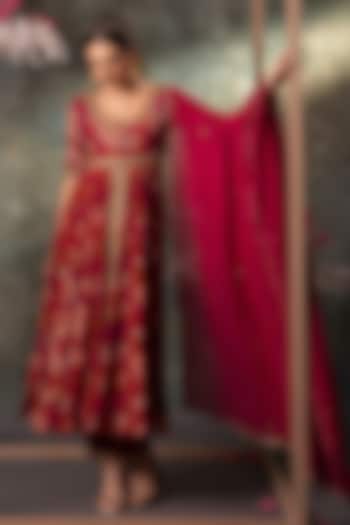 Pink Crepe Floral Printed Anarkali Set by Mehak Murpana at Pernia's Pop Up Shop
