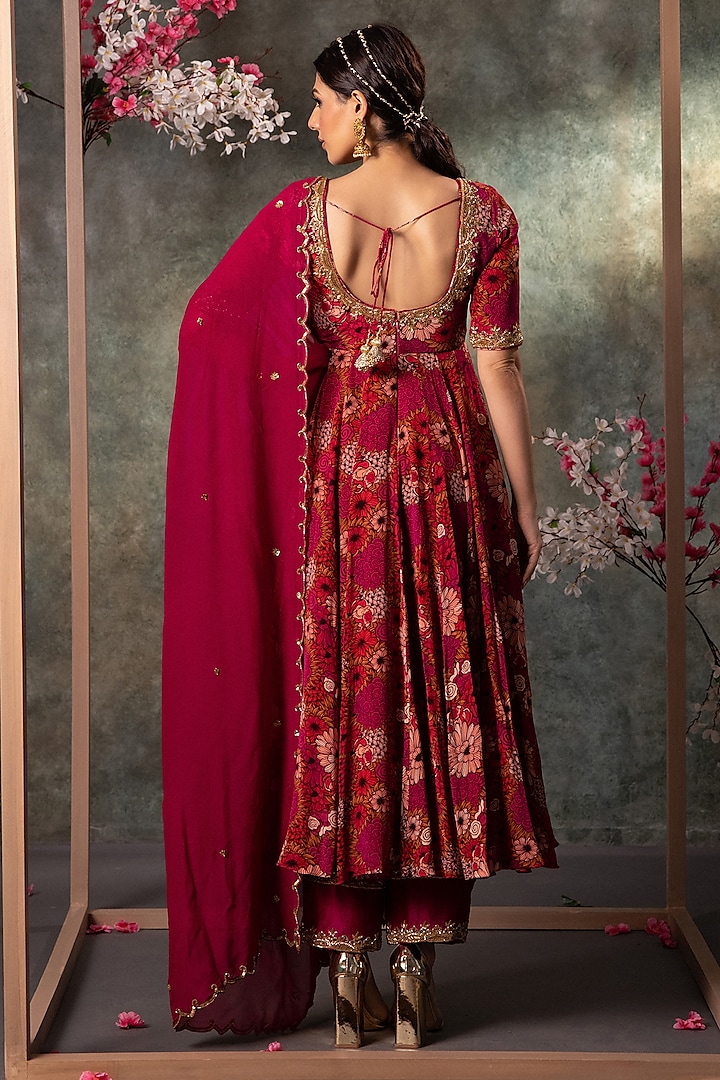 Pink Crepe Floral Printed Wedding Anarkali Set by Mehak Murpana at Pernia's Pop Up Shop