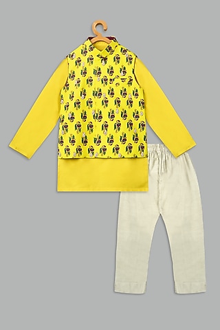 Yellow Cotton Silk Printed Bundi Jacket Set For Boys by Bunny Lane