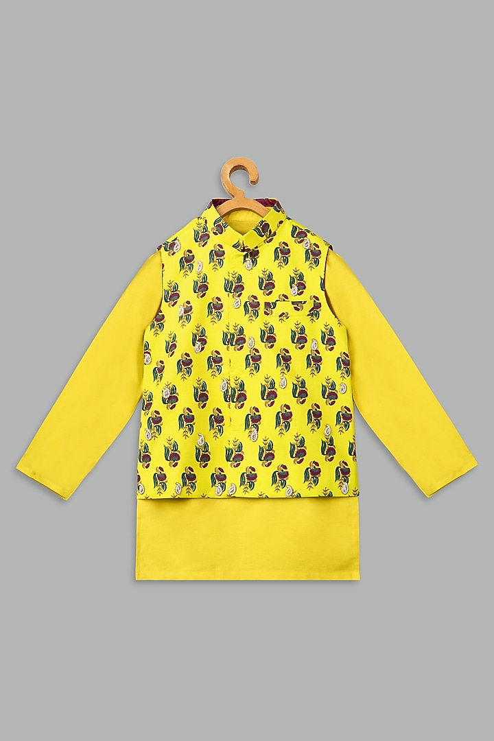 Yellow Cotton Silk Printed Bundi Jacket Set For Boys by Bunny Lane at Pernia's Pop Up Shop