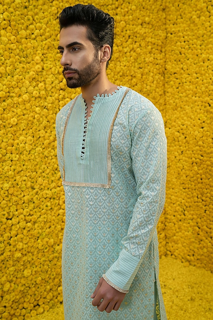 Aquamarine Banarasi Chanderi Kurta Set by Mahima Mahajan Men at Pernia's Pop Up Shop