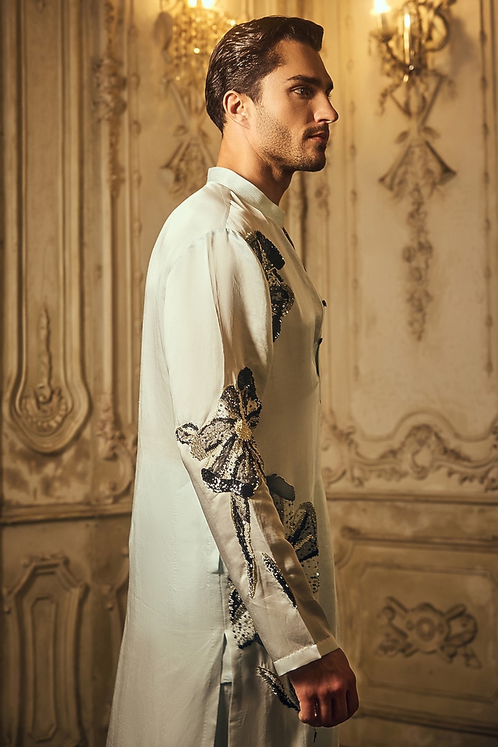 Pastel Blue Linen Satin Hand Embroidered Kurta Set by Mahima Mahajan Men at Pernia's Pop Up Shop