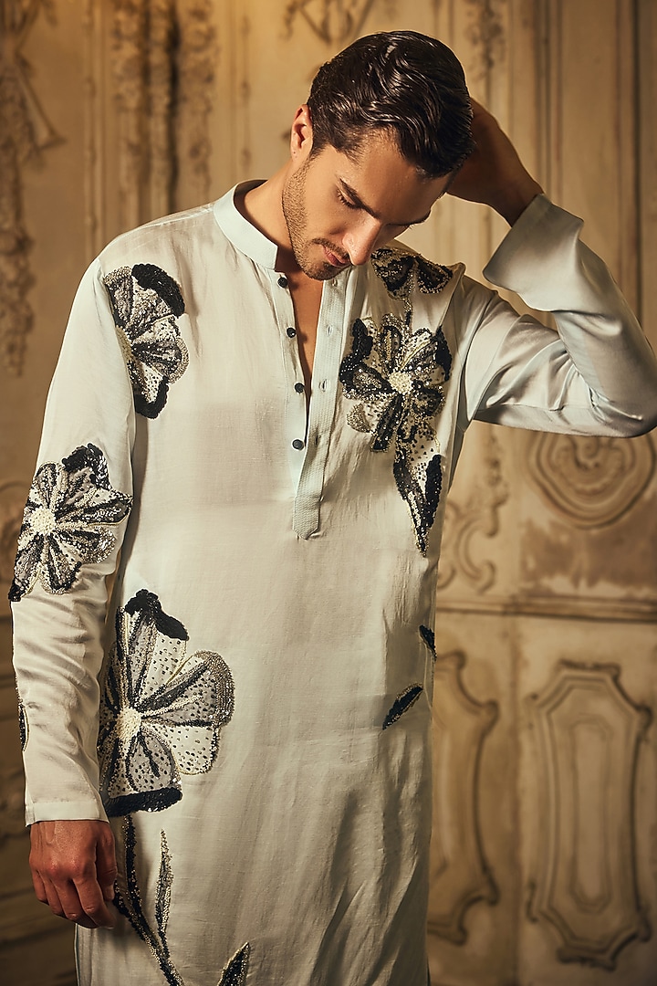 Pastel Blue Linen Satin Hand Embroidered Kurta Set by Mahima Mahajan Men at Pernia's Pop Up Shop