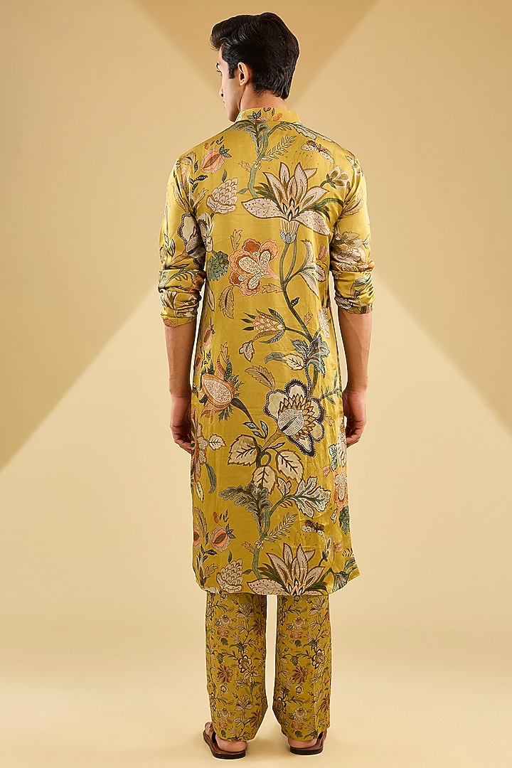 Old Gold Cambric Cotton Kurta Set by Mahima Mahajan Men at Pernia's Pop Up Shop
