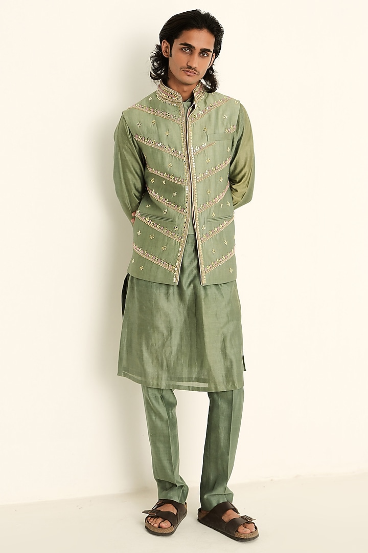 Jade Green Linen Satin Hand Embroidered Bundi Jacket Set by Mahima Mahajan Men at Pernia's Pop Up Shop