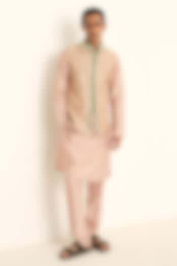 Blush Pink Linen Satin Hand Embroidered Bundi Jacket Set by Mahima Mahajan Men at Pernia's Pop Up Shop