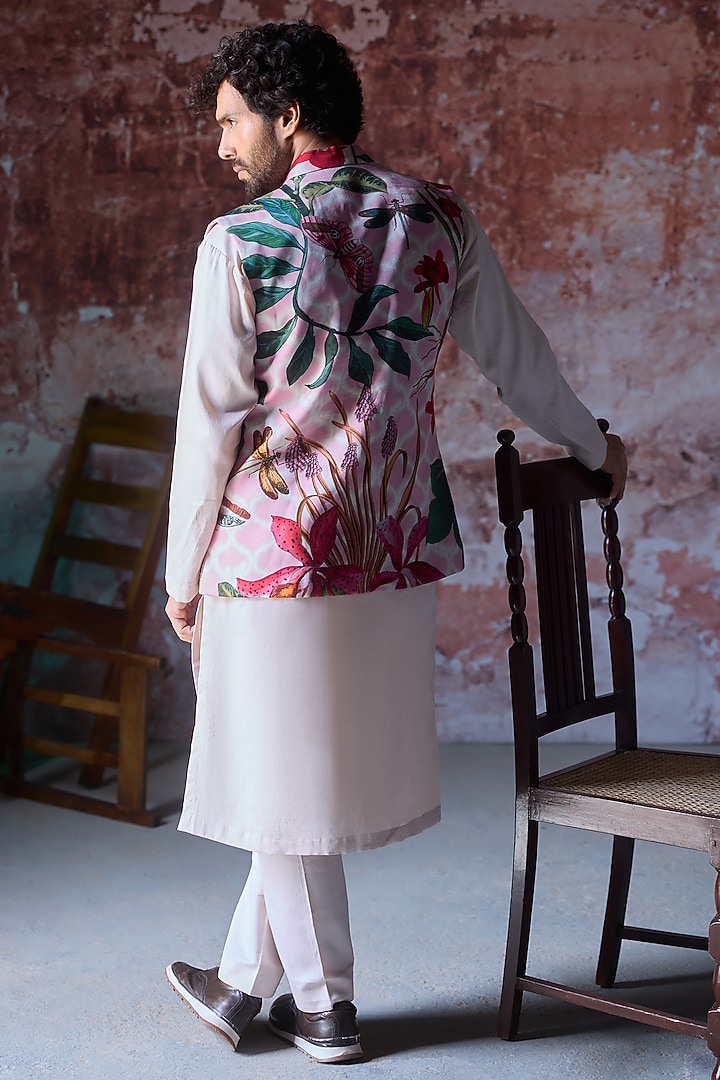 Soft Pink Satin Organza Embroidered Bundi Jacket Set by Mahima Mahajan Men at Pernia's Pop Up Shop