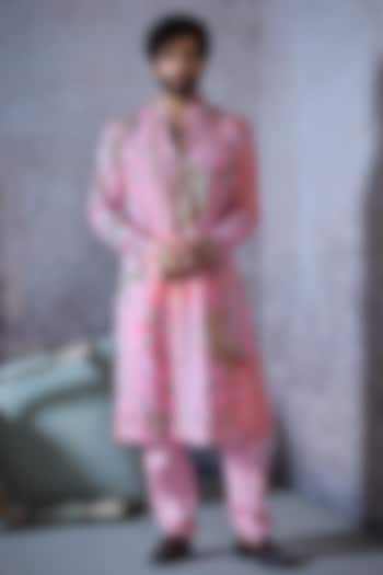 Blush Pink Cambric Cotton Printed Kurta Set by Mahima Mahajan Men