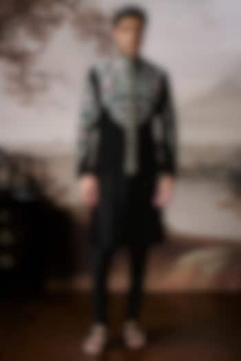 Black Matka Silk Bundi Jacket Set by Mahima Mahajan Men at Pernia's Pop Up Shop