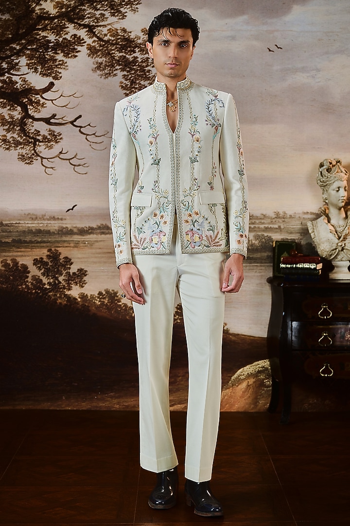 Ivory Matka Silk Embroidered Groom Indowestern Set by Mahima Mahajan Men at Pernia's Pop Up Shop