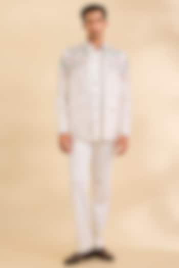 Ivory Chanderi Wedding Indowestern Set by Mahima Mahajan Men at Pernia's Pop Up Shop