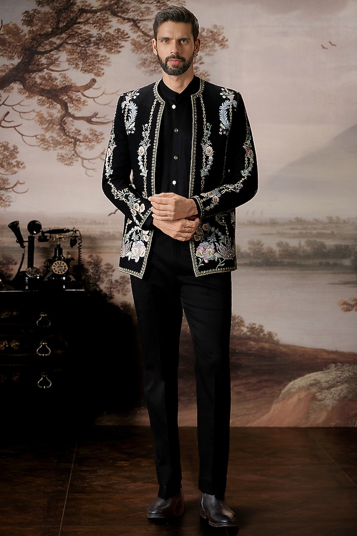Black Matka Silk Open Jacket Set by Mahima Mahajan Men at Pernia's Pop Up Shop