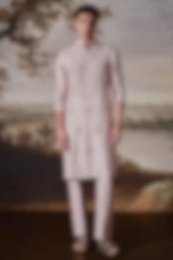Powder Pink Matka Chanderi Kurta Set by Mahima Mahajan Men at Pernia's Pop Up Shop