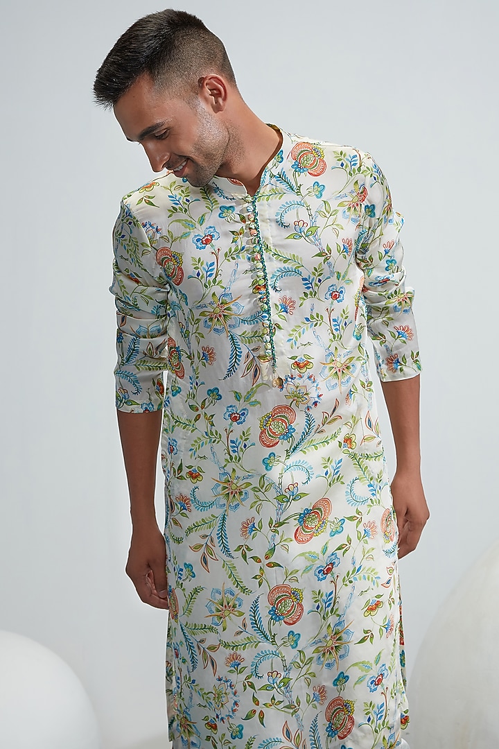 Ivory Printed Kurta Set by Mahima Mahajan Men at Pernia's Pop Up Shop