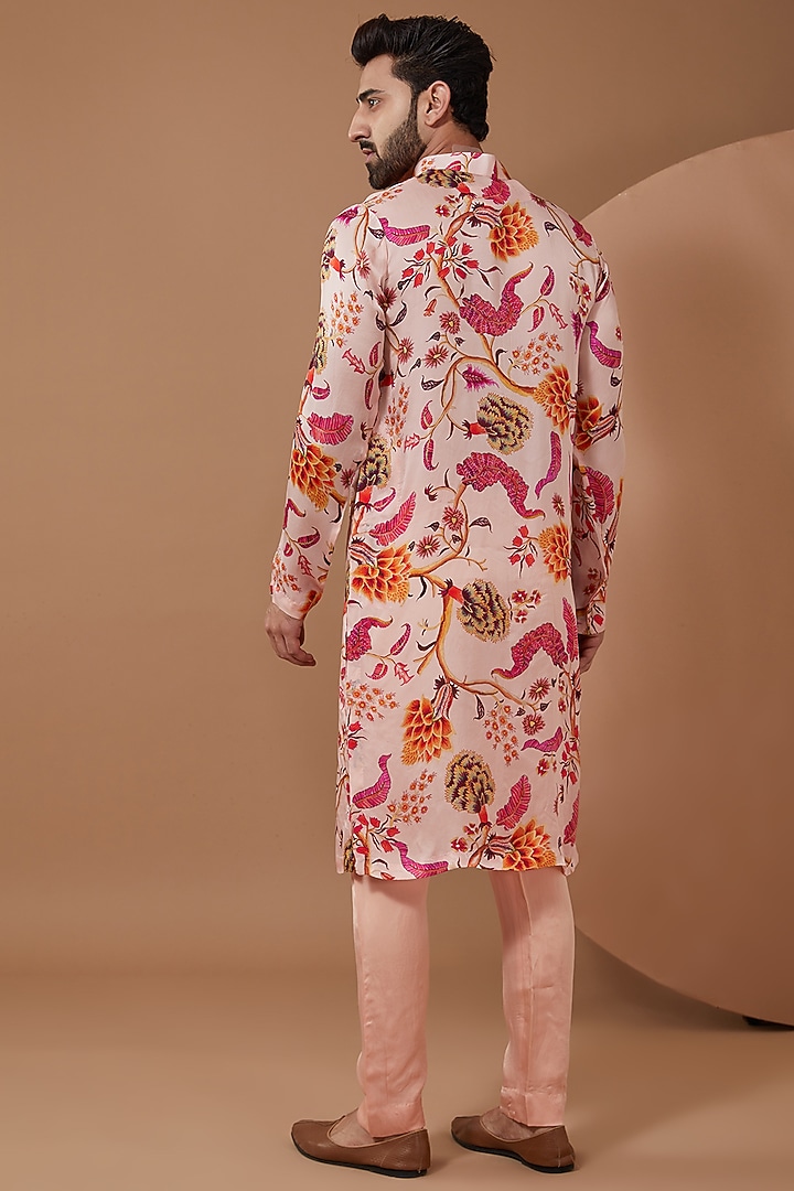 Pastel Pink Satin Organza Printed Kurta Set by Mahima Mahajan Men at Pernia's Pop Up Shop