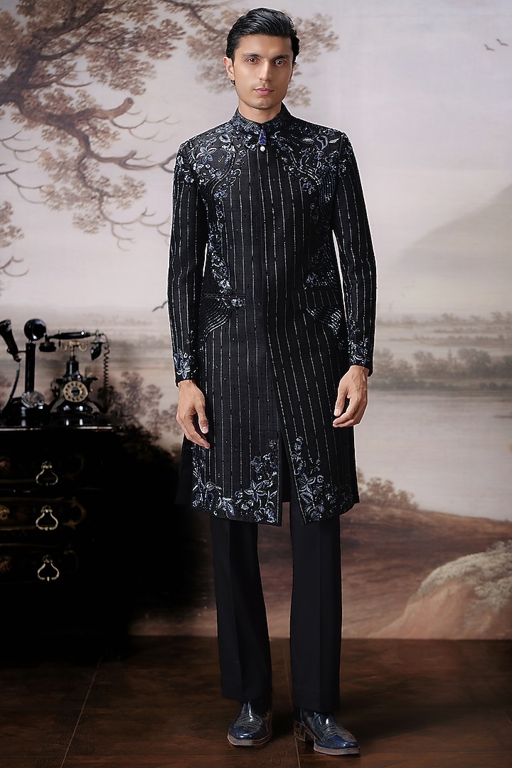 Black Raw Silk Embroidered Groom Sherwani Set by Mahima Mahajan Men at Pernia's Pop Up Shop