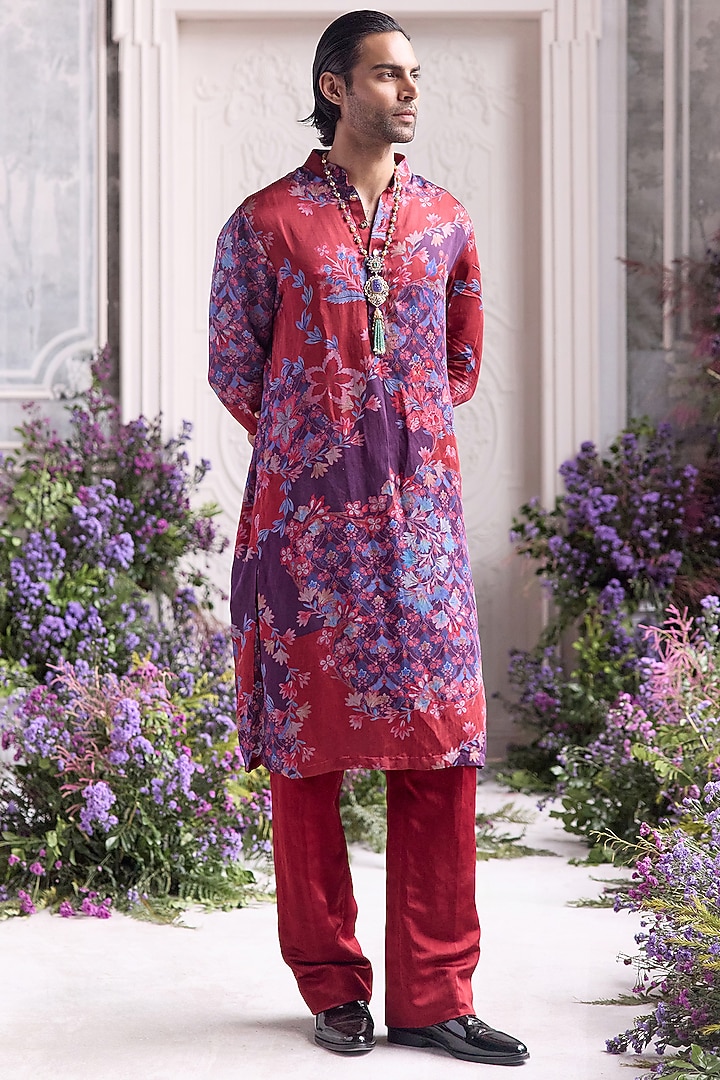 Royal Red Linen Satin Printed Kurta Set by Mahima Mahajan Men at Pernia's Pop Up Shop