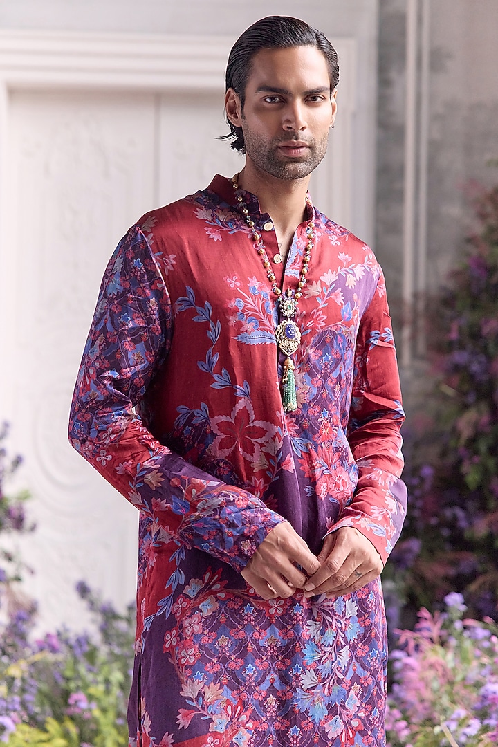 Royal Red Linen Satin Printed Kurta Set by Mahima Mahajan Men at Pernia's Pop Up Shop