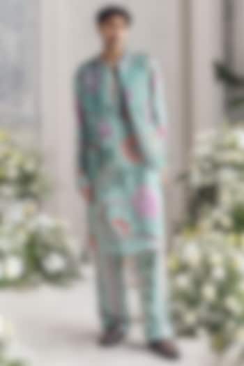 Jade Green Satin Organza Printed & Embroidered Bundi Set by Mahima Mahajan Men at Pernia's Pop Up Shop