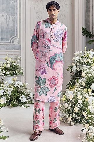 Blush Pink Linen Satin Printed Kurta Set by Mahima Mahajan Men