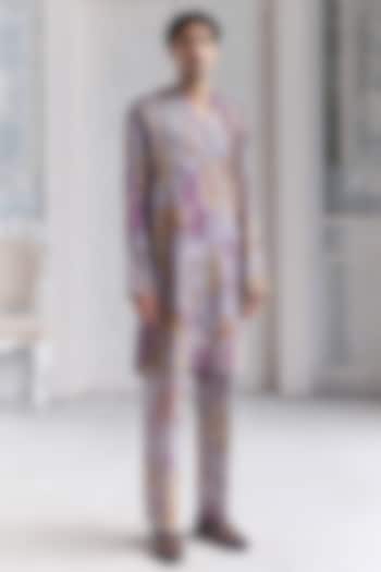 Steel Lilac Satin Organza Printed Kurta Set by Mahima Mahajan Men at Pernia's Pop Up Shop