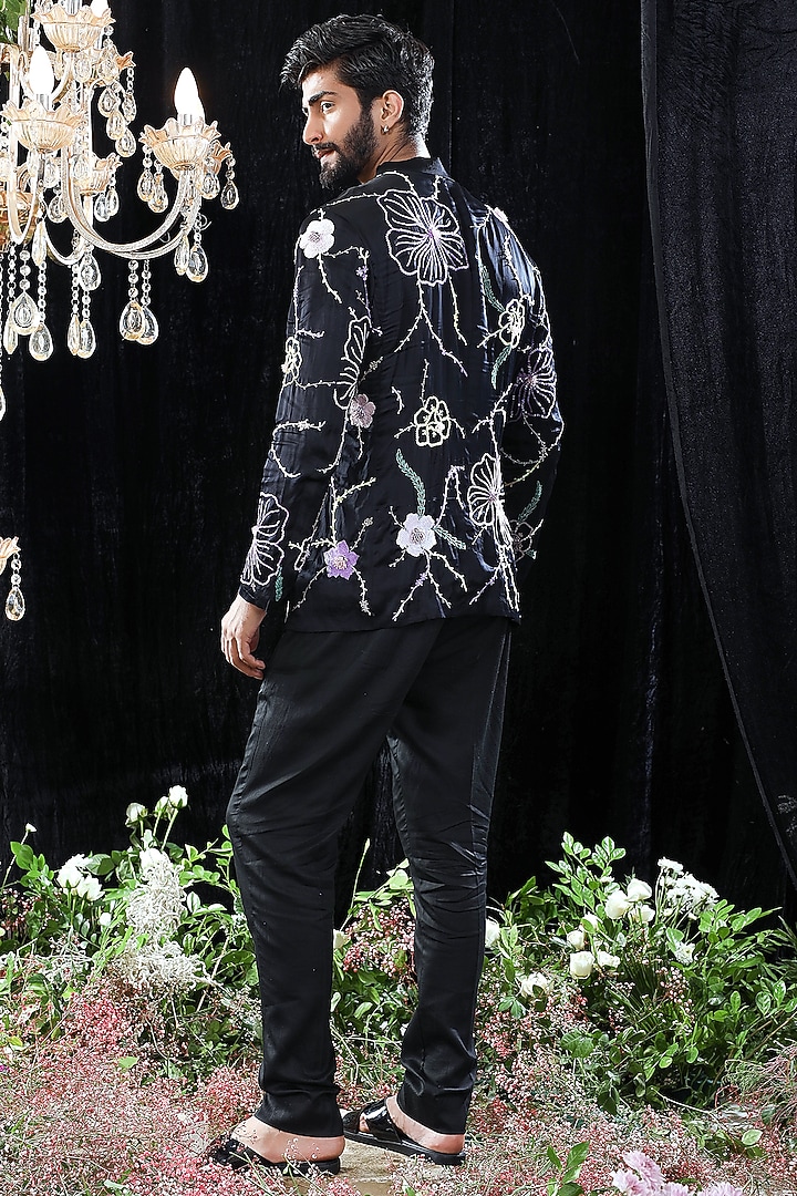Black Hand Embroidered Blazer Set by Mahima Mahajan Men at Pernia's Pop Up Shop