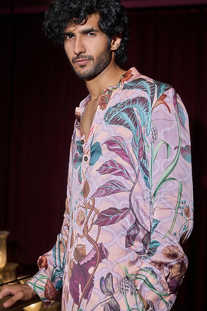 Carnation Glazed Cotton Printed Kurta Set by Mahima Mahajan Men at Pernia's Pop Up Shop