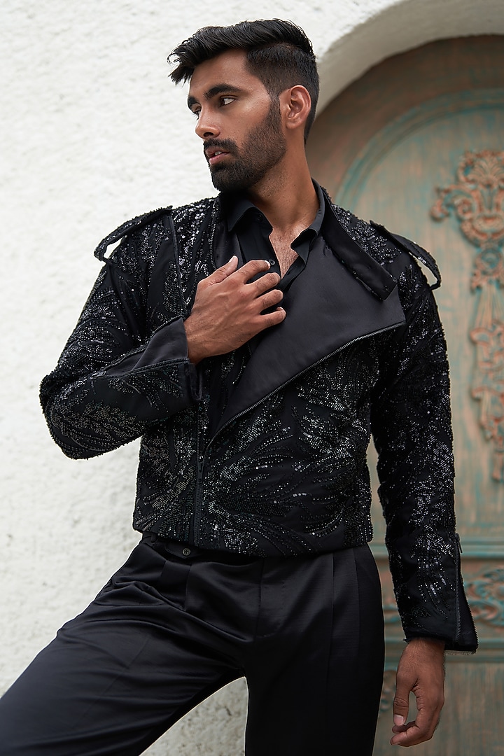 Black Net & Crepe Embroidered Jacket Set by Mahima Mahajan Men at Pernia's Pop Up Shop