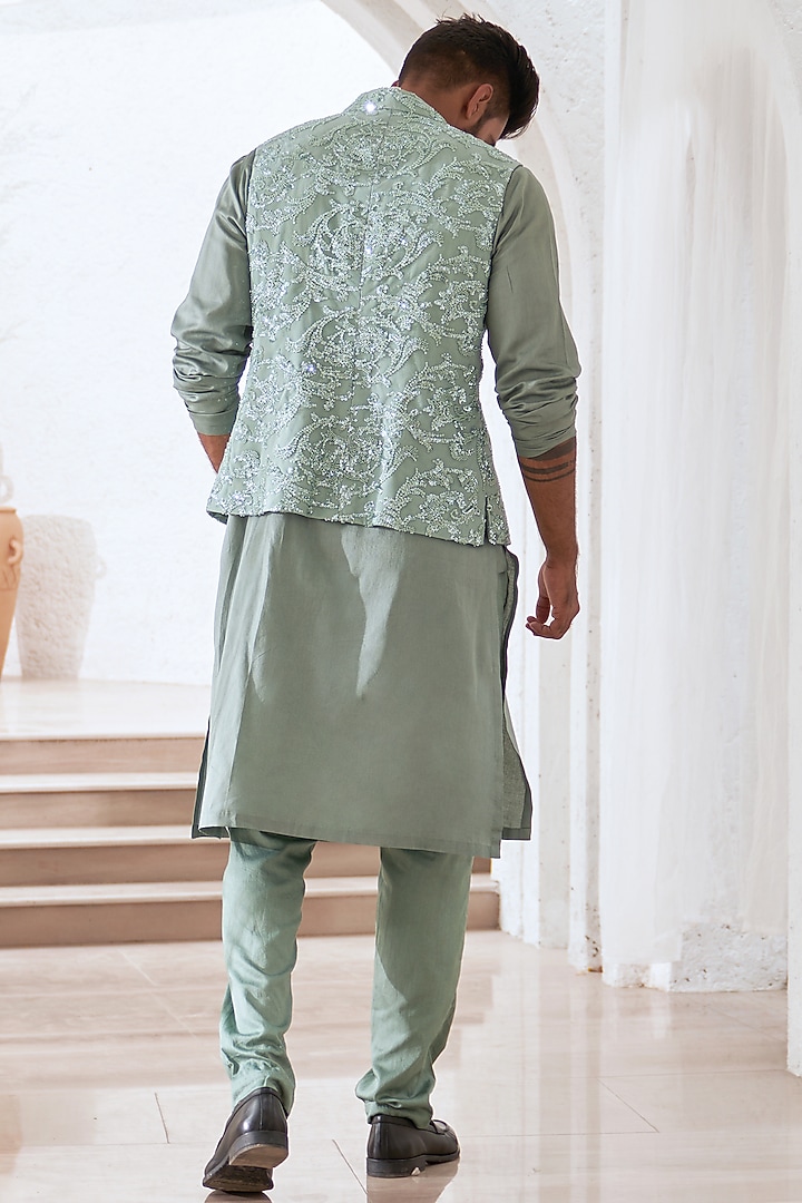 Green Net & Crepe Bundi Jacket Set by Mahima Mahajan Men at Pernia's Pop Up Shop