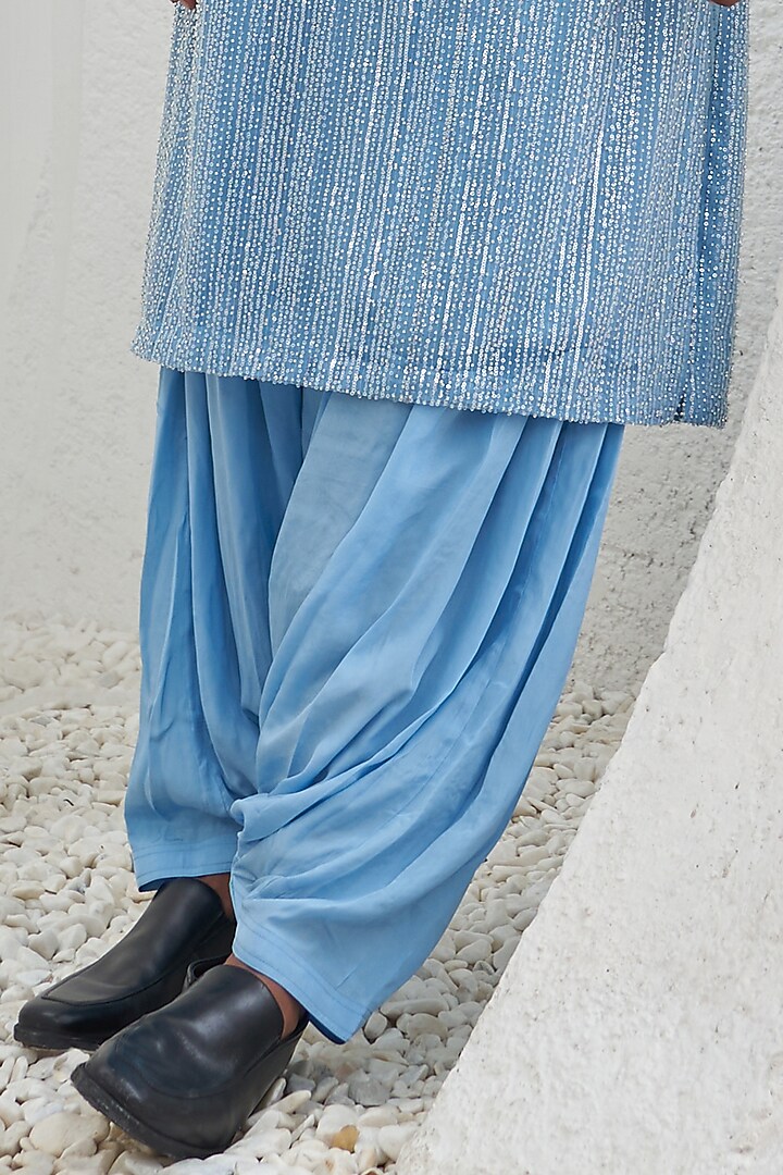 Powder Blue Net & Crepe Hand Embroidered Kurta Set by Mahima Mahajan Men at Pernia's Pop Up Shop