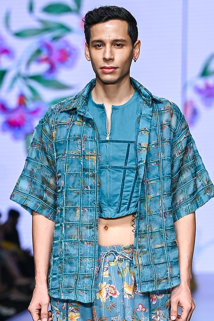 Grey Cotton Lycra & Moss Crepe Printed Co-Ord Set by Mahima Mahajan Men at Pernia's Pop Up Shop