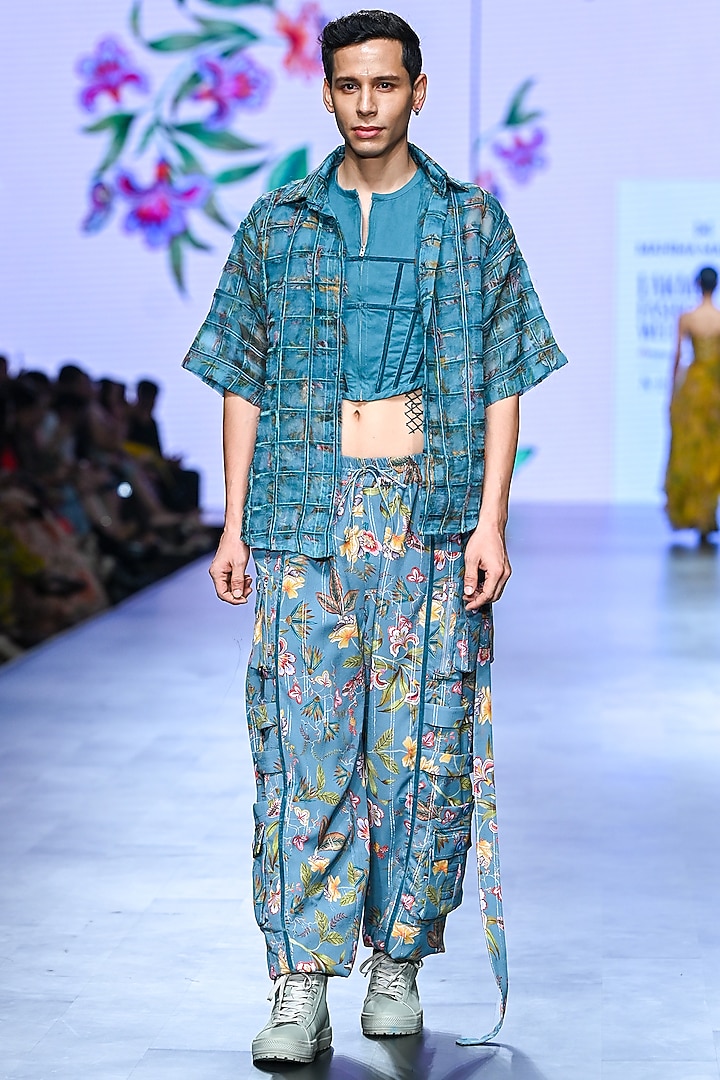 Grey Cotton Lycra & Moss Crepe Printed Co-Ord Set by Mahima Mahajan Men at Pernia's Pop Up Shop