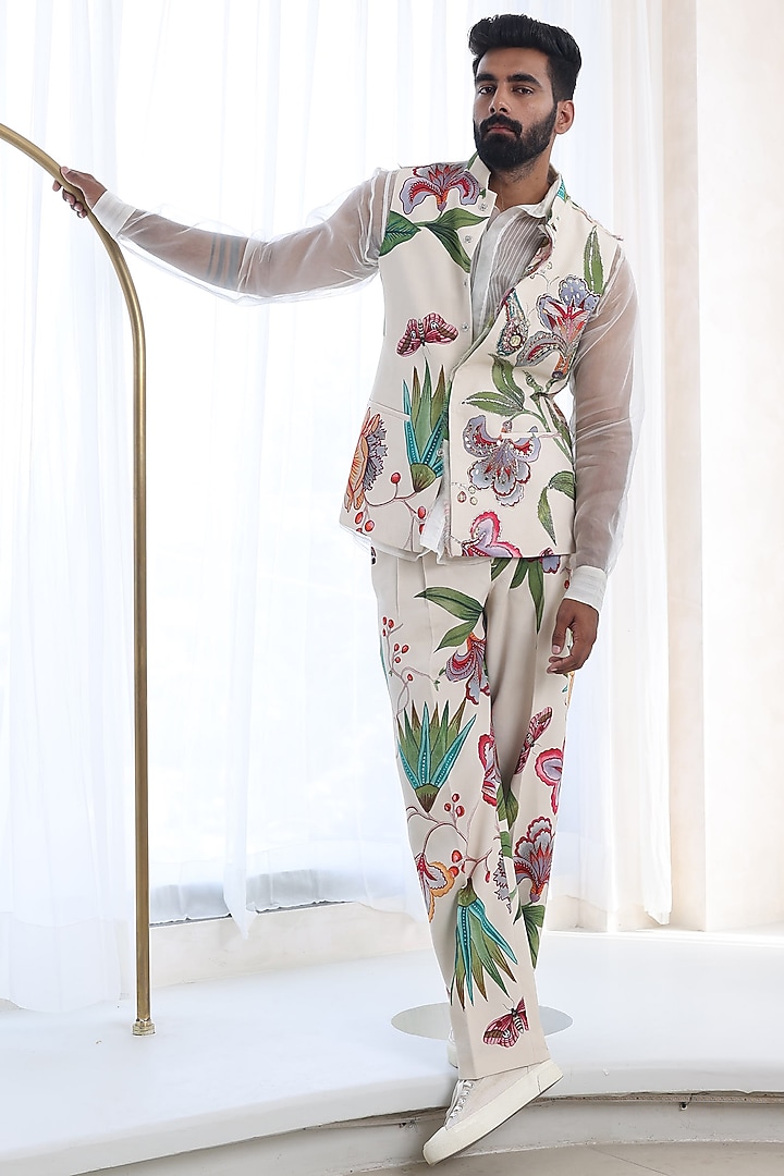 Ivory Moss Crepe & Organza Printed Waistcoat by Mahima Mahajan Men at Pernia's Pop Up Shop