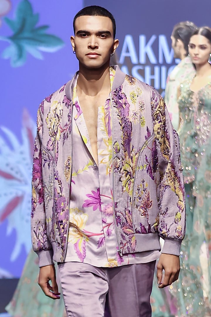 Steel Lilac Satin Organza Printed Quilted Jacket by Mahima Mahajan Men at Pernia's Pop Up Shop