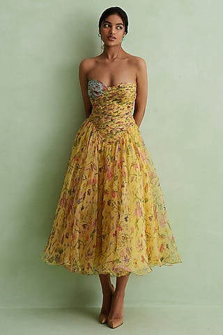 Butter Yellow Poplin Floral Printed Strapless Midi Dress by MMVM