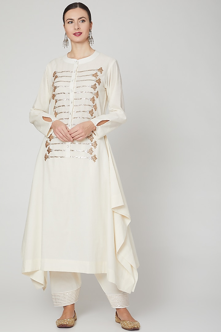 Ivory Embroidered Kurta & Salwar Pants by Mohammad Mazhar