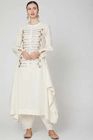 Ivory Embroidered Kurta & Salwar Pants by Mohammad Mazhar