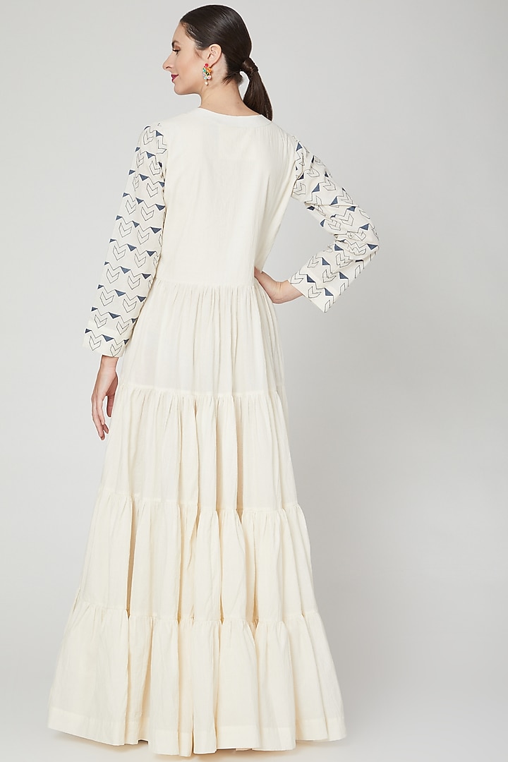 Ivory Embroidered Indo Western Dress Design by Mohammad Mazhar at Pernia's  Pop Up Shop 2026