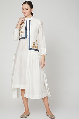 Ivory Embroidered Kurta Dress by Mohammad Mazhar
