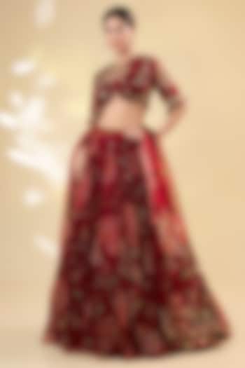 Red Organza & Shantoon Embroidered Bridal Lehenga Set by Mahima Mahajan at Pernia's Pop Up Shop